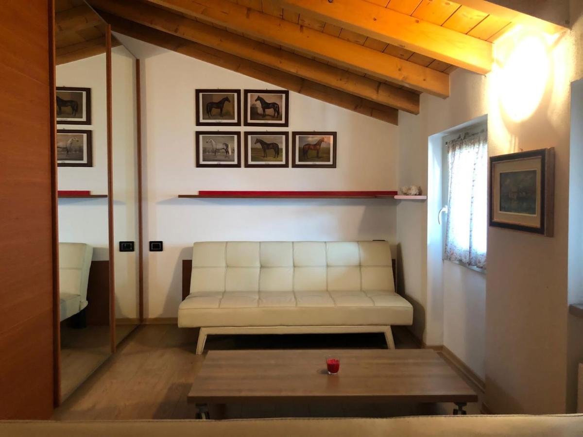 La Villetta In Residence Con Piscina E Vista Lago Parzanica Екстериор снимка