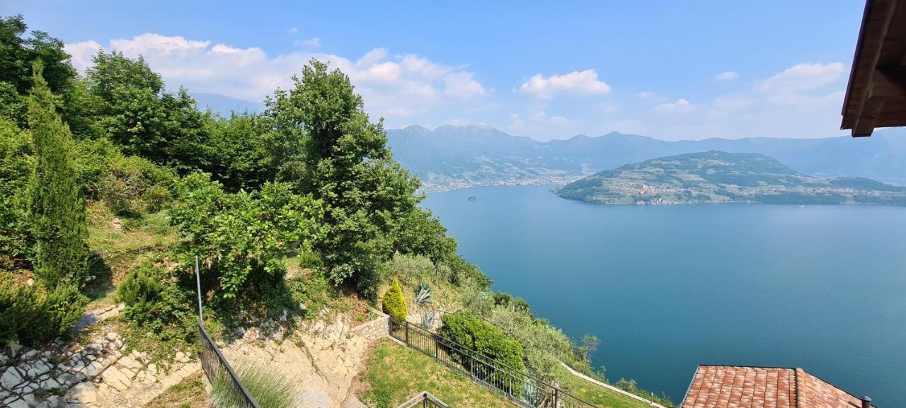 La Villetta In Residence Con Piscina E Vista Lago Parzanica Екстериор снимка