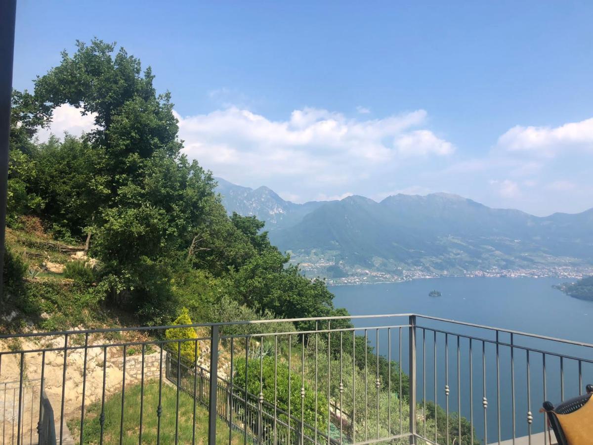 La Villetta In Residence Con Piscina E Vista Lago Parzanica Екстериор снимка
