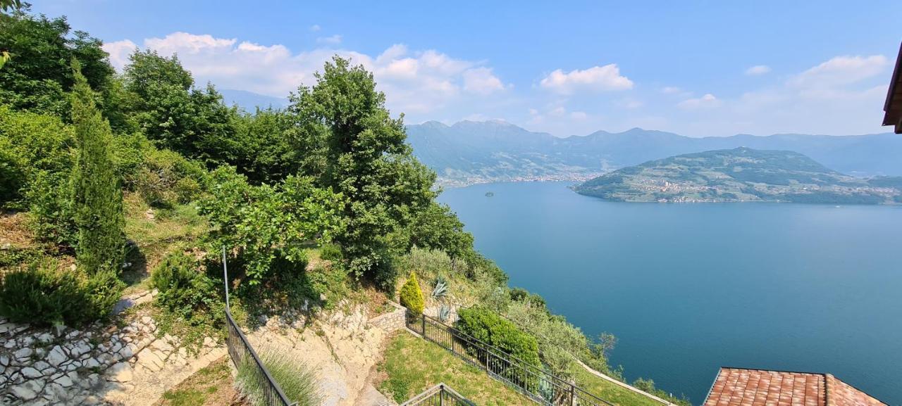 La Villetta In Residence Con Piscina E Vista Lago Parzanica Екстериор снимка