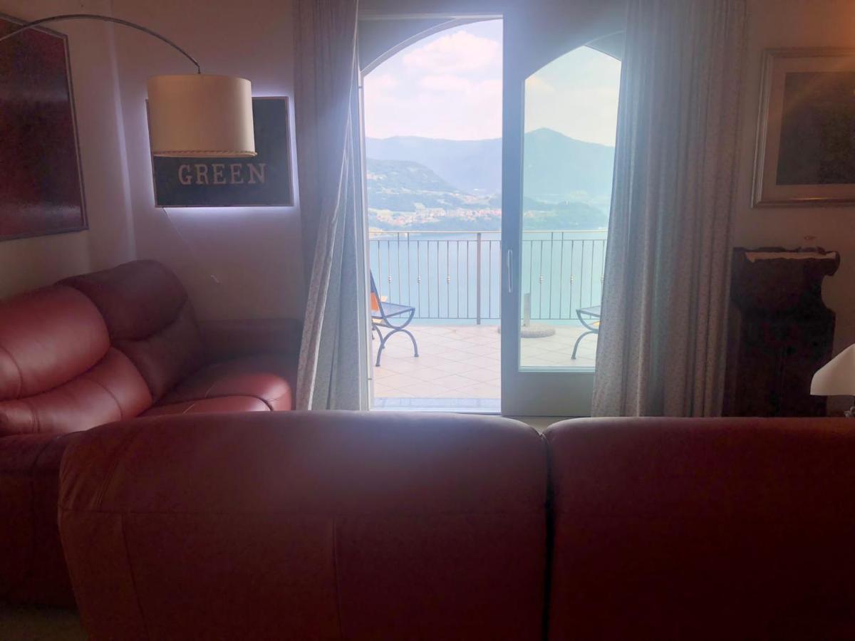 La Villetta In Residence Con Piscina E Vista Lago Parzanica Екстериор снимка
